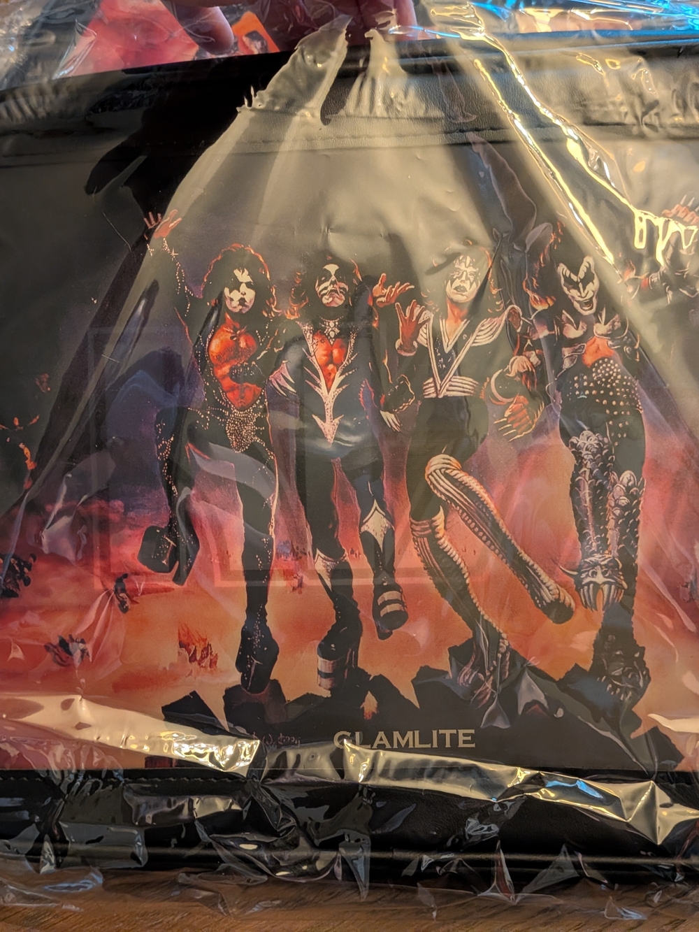 KISS Glamlite Makeup Bag